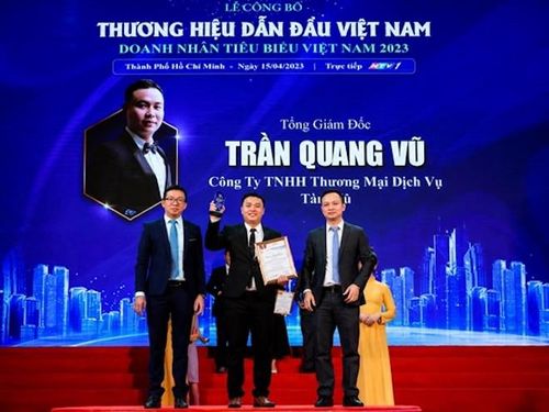 Trần Quang Vũ nhận danh hiệu Doanh nhân tiêu biểu Việt Nam 2023