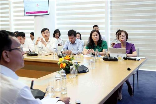 Các đại biểu tham dự tại phiên thảo luận.