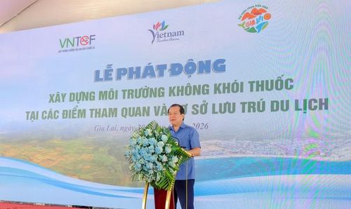 Ông Hà Văn Siêu - Phó Cục trưởng Cục Du lịch Quốc gia Việt Nam phát biểu khai mạc và phát động chương trình xây dựng môi trường du lịch không khói thuốc. Ảnh: Đoan Ngọc