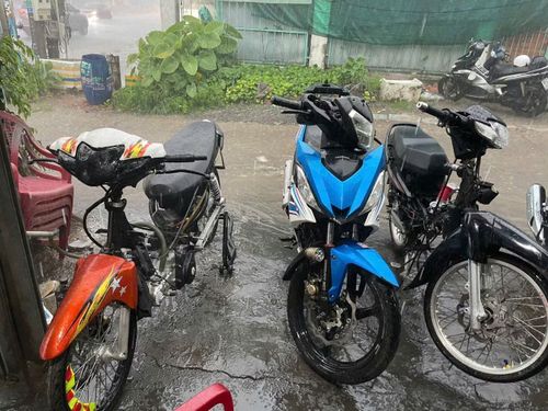 Xe mô tô tại cơ sở "độ chế.