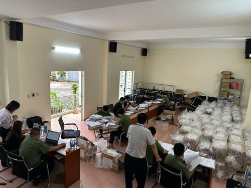 Trung tâm Lý lịch Tư pháp quốc gia cung cấp hồ sơ, tài liệu liên quan việc cấp phiếu lý lịch tư pháp (khoảng 5 tấn hồ sơ, tài liệu) giúp các điều tra viên phá án.