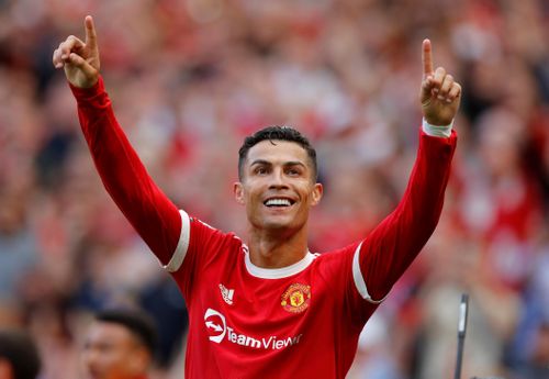 Ronaldo đầu quân cho Manchester United vào năm 16 tuổi. Ảnh: Reuters.