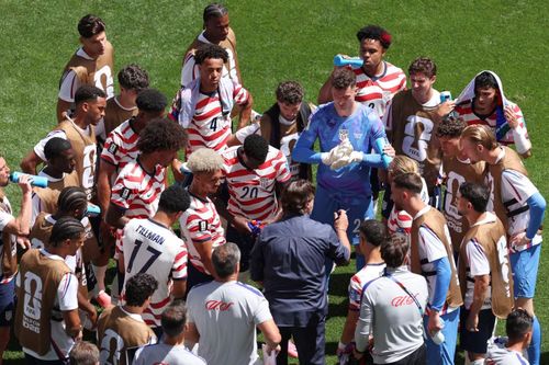  HLV Pochettino chỉ đạo các học trò. Dưới tay ông, đội tuyển Mỹ có một bầu không khí cạnh tranh rất lành mạnh. 
