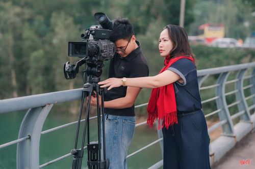 Với nhà báo Thuận Huế, khi cấp dưới phải đa nhiệm, người quản lý cấp phòng cũng không thể giữ tư duy quản trị cũ.