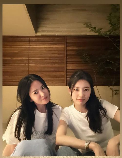 Tình bạn thân thiết giữa Suzy và Song Hye được nhiều khán giả ngưỡng mộ.