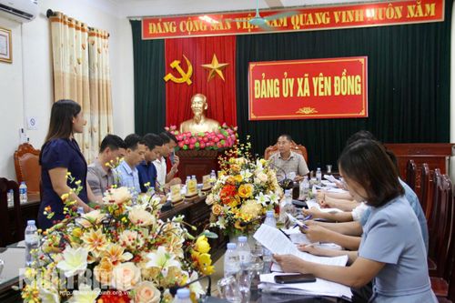 Đảng ủy xã Yên Đồng họp triển khai các nội dung xây dựng phương án sáp nhập thôn, xóm.