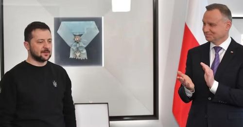 Theo phía Ba Lan, nguyên nhân xuất phát từ việc Tổng thống Ukraine đổi tên một đơn vị quân đội thành "Những anh hùng UPA".