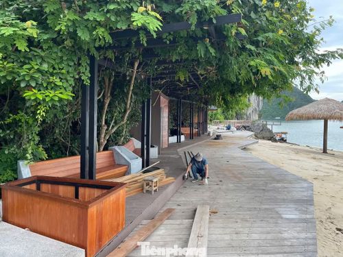  Các hạng mục trên đảo Soi Sim đang được chủ đầu tư gấp rút hoàn thiện. 