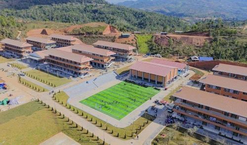 Trường Phổ thông nội trú liên cấp Tiểu học và THCS Si Pa Phìn, tỉnh Điện Biên hiện đang tổ chức dạy học cho 1.013 học sinh với 31 lớp học