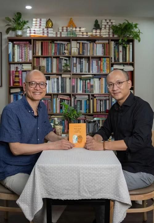 Diễn giả Phan Đăng và khách mời.
