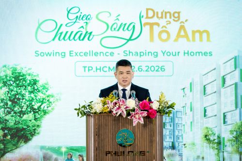  Ông Nguyễn Vũ Anh Tú, Tổng Giám đốc Công ty CP Địa ốc Phú Long chia sẻ tại lễ khởi công. Ảnh: THANH HIỀN 
