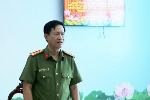 Đại tá Nguyễn Nhật Trường phát biểu tại Hội nghị.