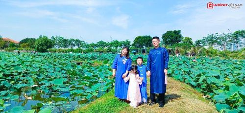 Không chỉ du khách trong nước mà còn có cả du khách người nước ngoài tìm đến địa chỉ đặc biệt này để chụp ảnh.