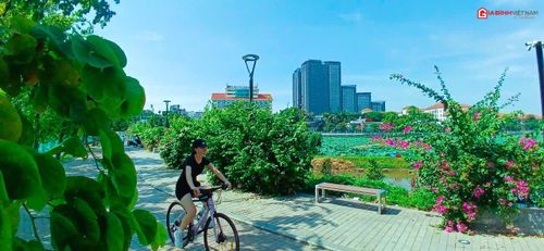 Từ lâu Hồ Tây luôn nổi tiếng là điểm du lịch đẹp và vô cùng lãng mạn.