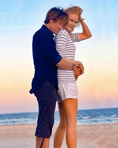 Nicole Kidman và Keith Urban đã hoàn tất thủ tục ly hôn vào tháng 1 năm nay sau 19 năm hôn nhân. 