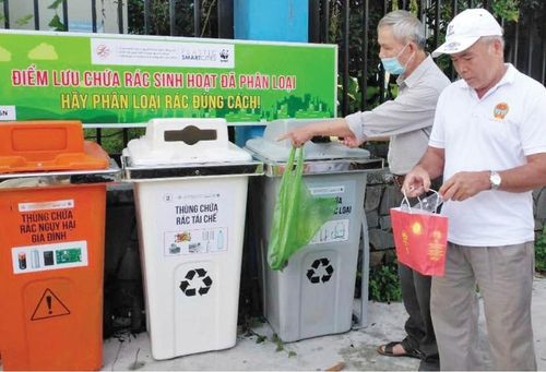 Thu gom, phân loại rác tại nguồn được triển khai ở các địa phương 