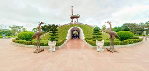  Thành cổ Quảng Trị được ví như “nghĩa trang không nấm mồ” 