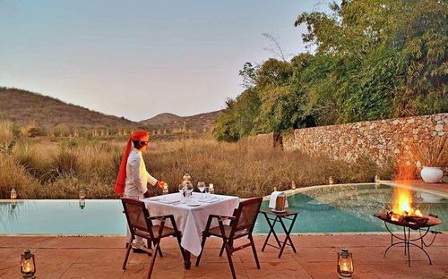 Mang lại trải nghiệm cắm trại sang trọng tại Vườn quốc gia Ranthambore (bang Rajasthan, Ấn Độ), Suján Sher Bagh là nơi lưu trú rất độc đáo và hấp dẫn bởi ngay gần khu bảo tồn động vật hoang dã. Ảnh: ranthamborenationalpark