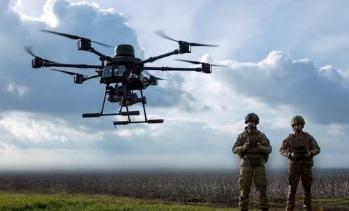 Belarus có chung đường biên giới với Nga, Ukraine cùng 3 quốc gia thành viên NATO. Nga đã triển khai vũ khí hạt nhân tại Belarus từ năm 2023 theo đề nghị của Minsk. 