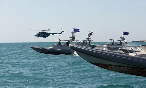 Mỹ và Iran cũng nhất trí thiết lập đường dây liên lạc nhằm tránh các sự cố và hiểu lầm, bảo đảm hoạt động đi lại an toàn của tàu thương mại qua eo biển Hormuz. 