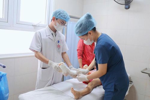 Phụ huynh cần tăng cường giám sát trẻ, nhất là trong những thời điểm trẻ nghỉ học. BVCC