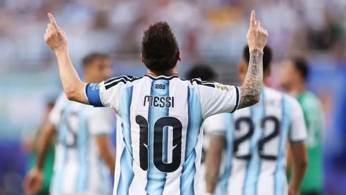 Messi ăn mừng sau khi ghi bàn vào lưới đội tuyển Áo. (Ảnh: FIFA)