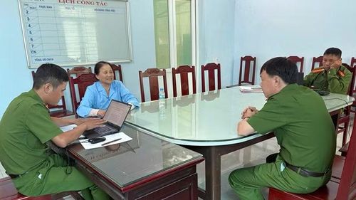 Cơ quan Công an làm việc với bà Văn Thị Hậu.