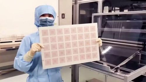Nguồn gốc của bước chuyển mình đặc biệt này đến từ AminoScience - nền tảng Khoa học về Axit amin đã tạo nên thành công của Ajinomoto suốt hơn một thế kỷ qua, giúp doanh nghiệp không ngừng mở rộng ứng dụng nghiên cứu từ thực phẩm sang dinh dưỡng, y học, công nghệ sinh học, vật liệu chức năng và nhiều lĩnh vực công nghệ cao khác.