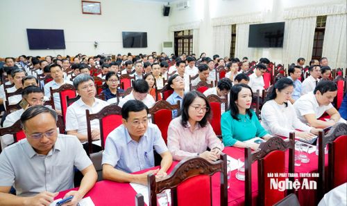 Các đại biểu tham dự hội nghị. Ảnh: Phạm Bằng