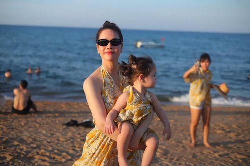 Nữ ca sĩ đang viên mãn với tình yêu dành cho các con.