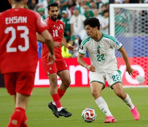 Tiền vệ Ibrahim Maza được trao suất đá chính ở trận gặp Jordan ngày 23/6. Ảnh: Liên đoàn Bóng đá Algeria