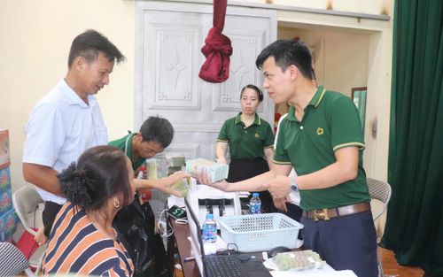Trong đợt này, xã Hồng Vân tổ chức chi trả khoảng 4.200 tỷ đồng kinh phí GPMB dự án Khu đô thị thể thao quốc tế Hà Nội. Ảnh: Vũ Hậu.