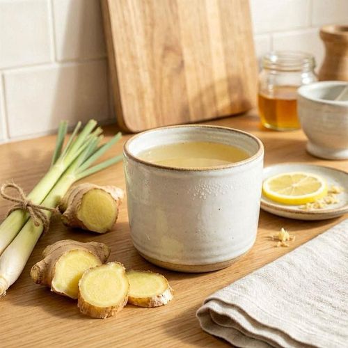 Uống nước gừng sả cần đúng thời điểm và liều lượng để đạt hiệu quả tốt nhất.