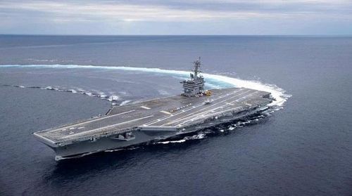 USS Abraham Lincoln (CVN-72) hiện hoạt động tại biển Ả Rập trong khu vực trách nhiệm của Bộ Tư lệnh Trung tâm Mỹ (CENTCOM). Con tàu đang hỗ trợ các hoạt động quân sự liên quan đến eo biển Hormuz và nhiều khả năng sẽ tiếp tục ở lại khu vực này cho tới khi căng thẳng với Iran hạ nhiệt. Trước đó, các tiêm kích F-35C trên tàu đã tham gia các đợt không kích nhằm vào lực lượng Houthi tại Yemen.