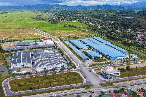 Xã Đức Thọ đang từng bước phát triển các cụm công nghiệp, nhu cầu lao động tại chỗ ngày càng lớn nhưng lực lượng trẻ lại liên tục dịch chuyển ra ngoài tỉnh.