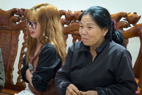Sau gần 10 năm gắn với các khu công nghiệp ở Đồng Nai, hiện nay, chị Hoàng Thị Mai Linh mong muốn có một công việc ổn định ngay tại quê hương, thu nhập đủ trang trải cuộc sống để được gần bố mẹ.