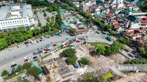Khu vực nút giao Phạm Tu - đường 70 nằm ngay cạnh Bệnh viện K Tân Triều, khu vực này với lưu lượng phương tiện giao thông dày đặc vào giờ cao điểm. Từ lâu, khu vực này đã trở thành "điểm đen" ùn tắc giao thông trên địa bàn.
