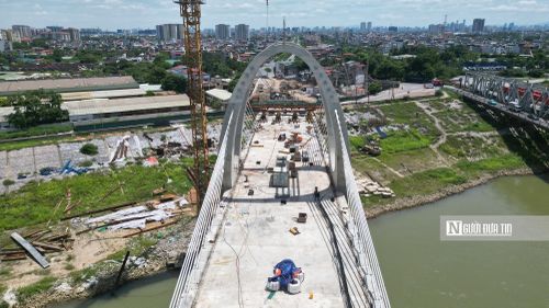Sau gần 3 năm xây dựng công trình cũng đã thành hình và được người dân đợi chờ đưa vào sử dụng.