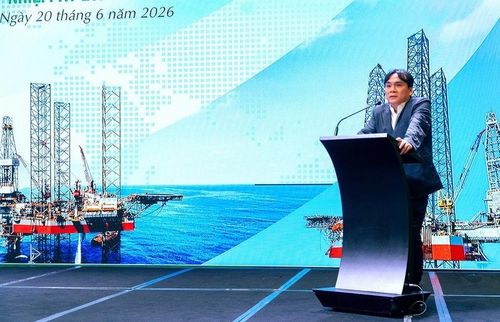 Tổng giám đốc PV Drilling Nguyễn Xuân Cường phát biểu chỉ đạo tại Hội nghị sơ kết 6 tháng đầu năm 2026. Ảnh: PV Drilling