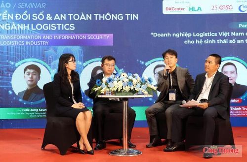 Các chuyên gia, diễn giả thảo luận chuyên sâu về chủ đề “Doanh nghiệp Logistics Việt Nam đã sẵn sàng cho hệ sinh thái số an toàn chưa?" tại hội thảo.