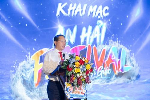 Ông Hoàng Công Thanh, Chủ tịch UBND phường An Hải phát biểu khai mạc lễ hội vừa qua.