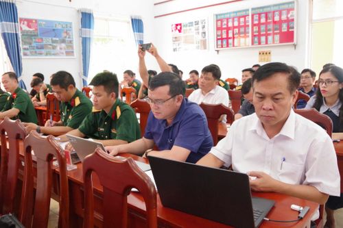 Lãnh đạo các địa phương có Nghĩa trang Liệt sĩ tham gia tập huấn kỹ lưỡng để bảo đảm thực hiện tốt nhất công tác lấy mẫu hài cốt liệt sĩ còn thiếu thông tin
