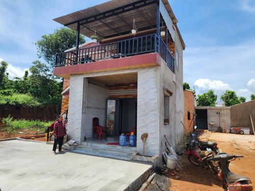 Đầu năm 2026, chị H’Liêm đã xây nhà cửa kiên cố, khang trang