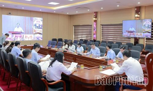 Quang cảnh hội nghị tại điểm cầu tỉnh Phú Thọ.