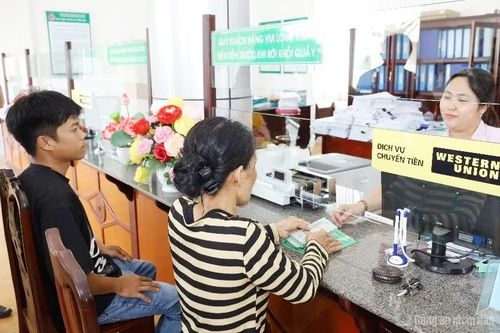 Phối hợp ngân hàng Chính sách xã hội giải ngân vốn vay cho người sau cai nghiện ma túy theo Quyết định số 08 của Thủ tướng Chính phủ.