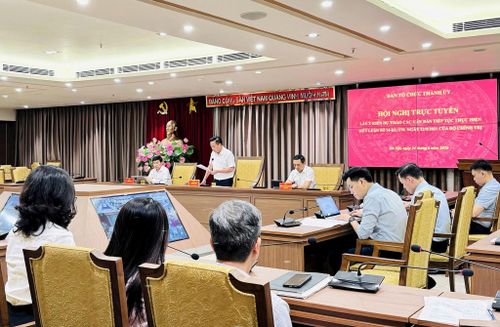 Quang cảnh hội nghị tại điểm cầu Thành ủy Hà Nội. Ảnh: PV