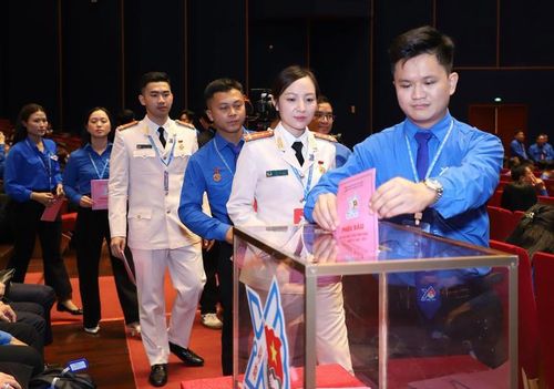 Đại biểu bầu Ban Chấp hành Trung ương Đoàn khóa XIII, nhiệm kỳ 2026-2031.
