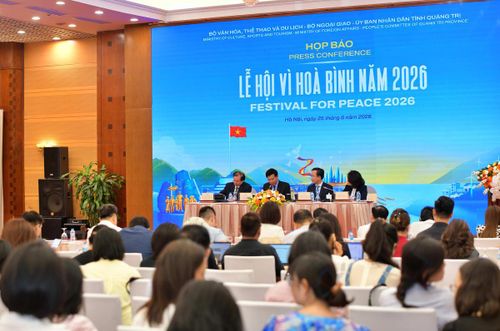 Quang cảnh buổi họp báo cung cấp thông tin Lễ hội vì hòa bình 2026.