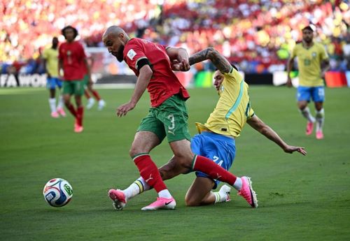  Người hâm mộ Morocco phải bỏ gấp đôi lương trung bình một năm để đi cổ vũ đội tuyển. Ảnh: Reuters. 