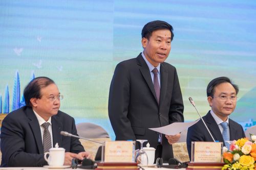  Thứ trưởng Bộ Ngoại giao Nguyễn Mạnh Cường phát biểu tại Lễ họp báo "Lễ hội Vì hòa bình năm 2026" ngày 25/6. Ảnh: Việt Linh. 